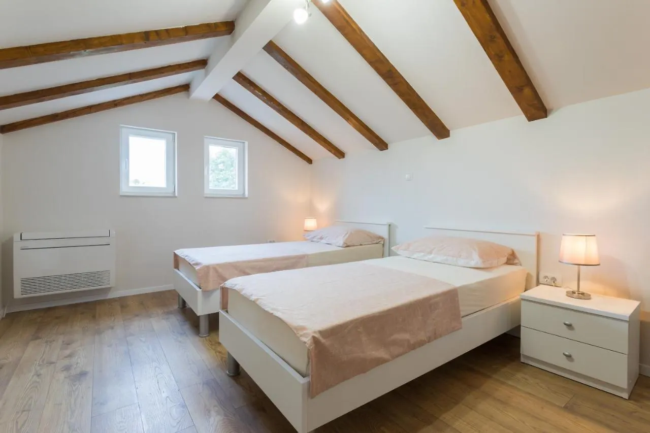 Holiday Home Antonio Dracevac Ninski Croatia