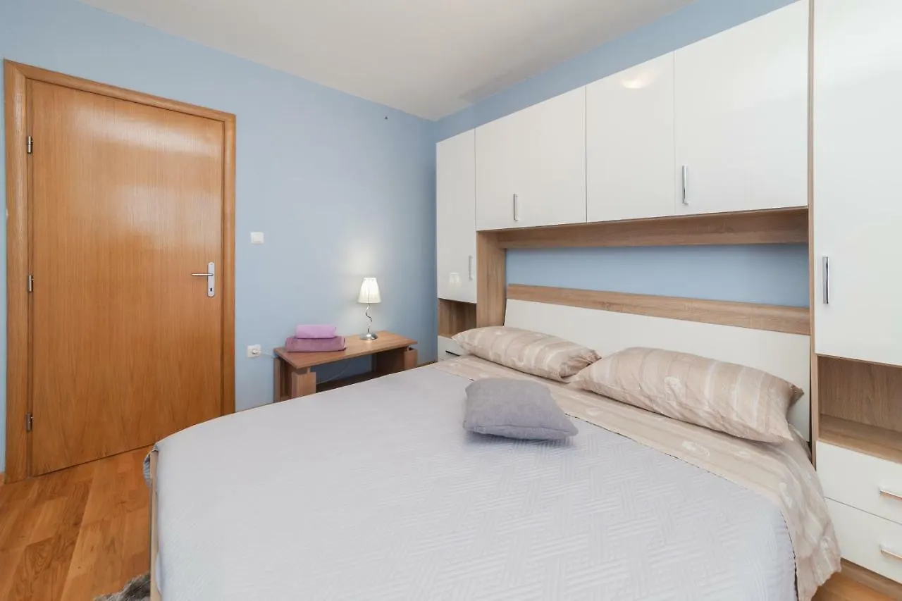Holiday Home Antonio Dracevac Ninski 0*,