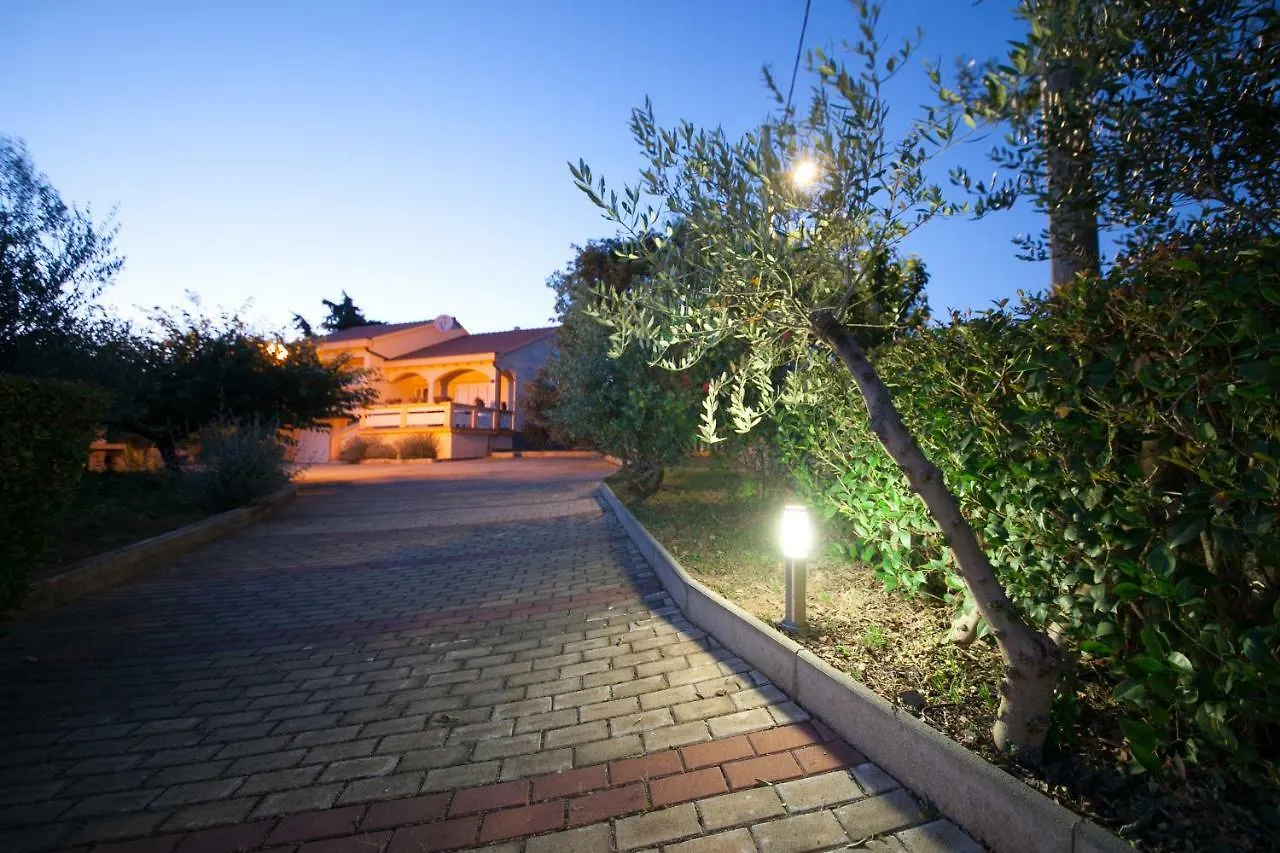 Holiday Home Antonio Dracevac Ninski Croatia